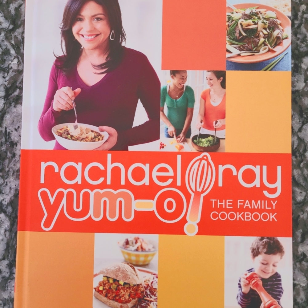 RACHEL RAY COOKBOOK YUM O